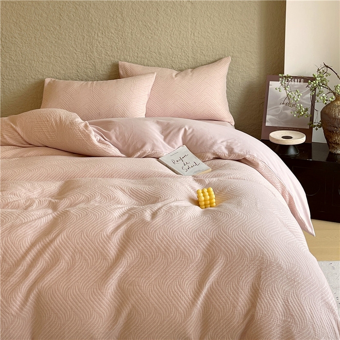 91家纺网 家纺一手货源 找家纺 琪格格纺织 2025新款全棉纯棉轻奢肌理感简约大提花加厚磨毛四件套 纳兰-粉玉