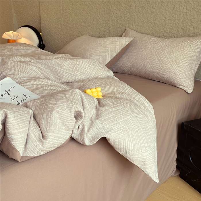 91家纺网 家纺一手货源 找家纺 琪格格纺织 2025新款全棉纯棉轻奢肌理感简约大提花加厚磨毛四件套 简雅-可可棕