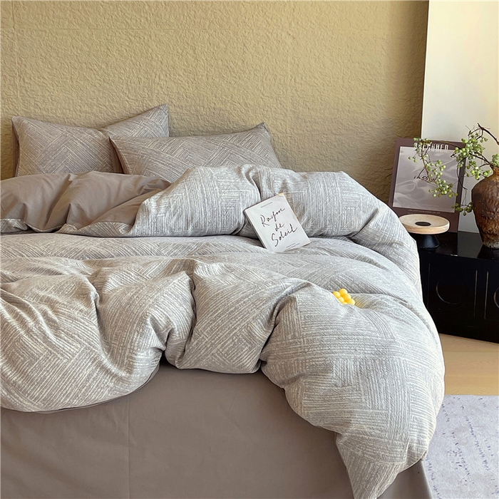 91家纺网 家纺一手货源 找家纺 琪格格纺织 2025新款全棉纯棉轻奢肌理感简约大提花加厚磨毛四件套 简雅-浅灰