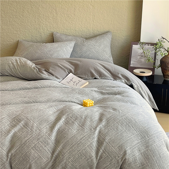 91家纺网 家纺一手货源 找家纺 琪格格纺织 2025新款全棉纯棉轻奢肌理感简约大提花加厚磨毛四件套 简雅-浅灰