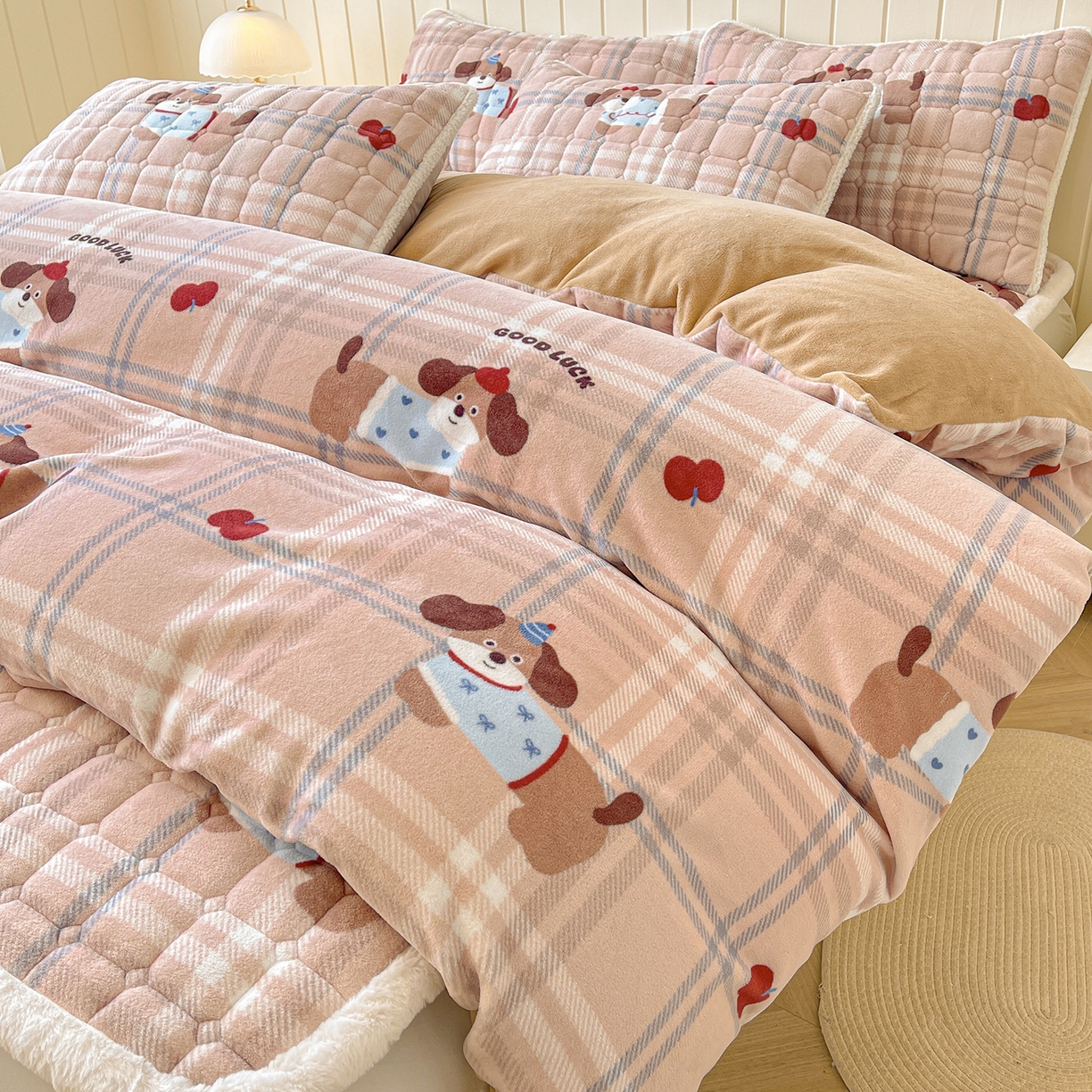 LIFE.丽芙 2025秋冬新款A类牛奶绒加厚夹棉床褥垫+被套组合四件套 皮皮狗