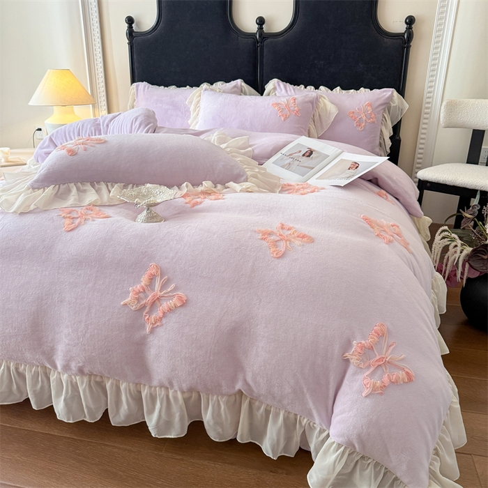 91家纺网 家纺一手货源 找家纺 富盛家纺 2025新款牛奶绒床裙款盘花刺绣四件套公主风 秋水伊人-紫