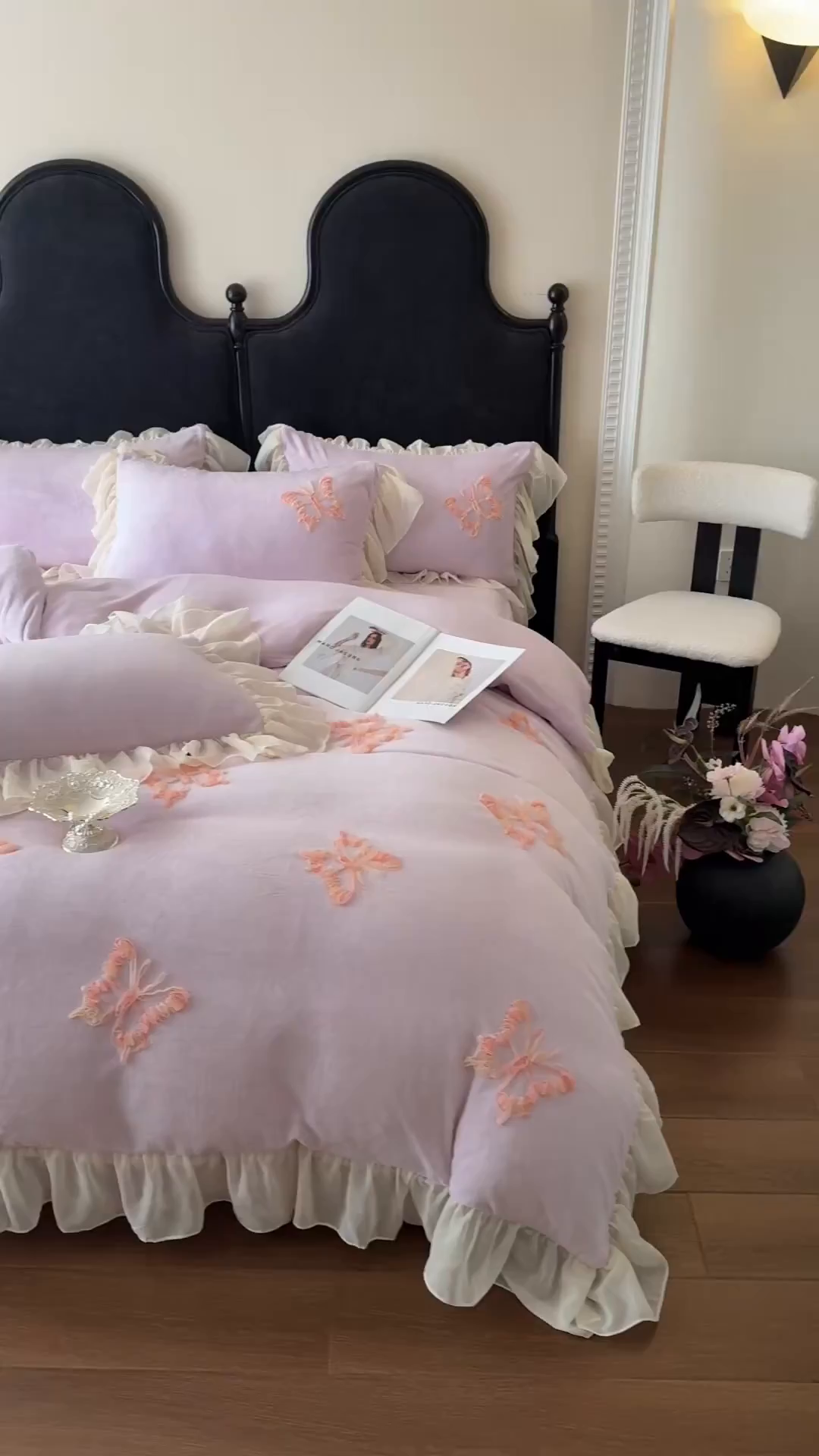 91家纺网 家纺一手货源 找家纺 富盛家纺 2025新款牛奶绒床裙款盘花刺绣四件套公主风 秋水伊人-紫