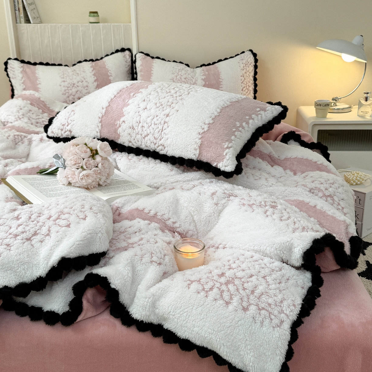 91家纺网 家纺一手货源 找家纺 （总）潮邦创意家居 2025新款冬季阳离子提花云纹绒工艺四件套-绒眠小筑系列