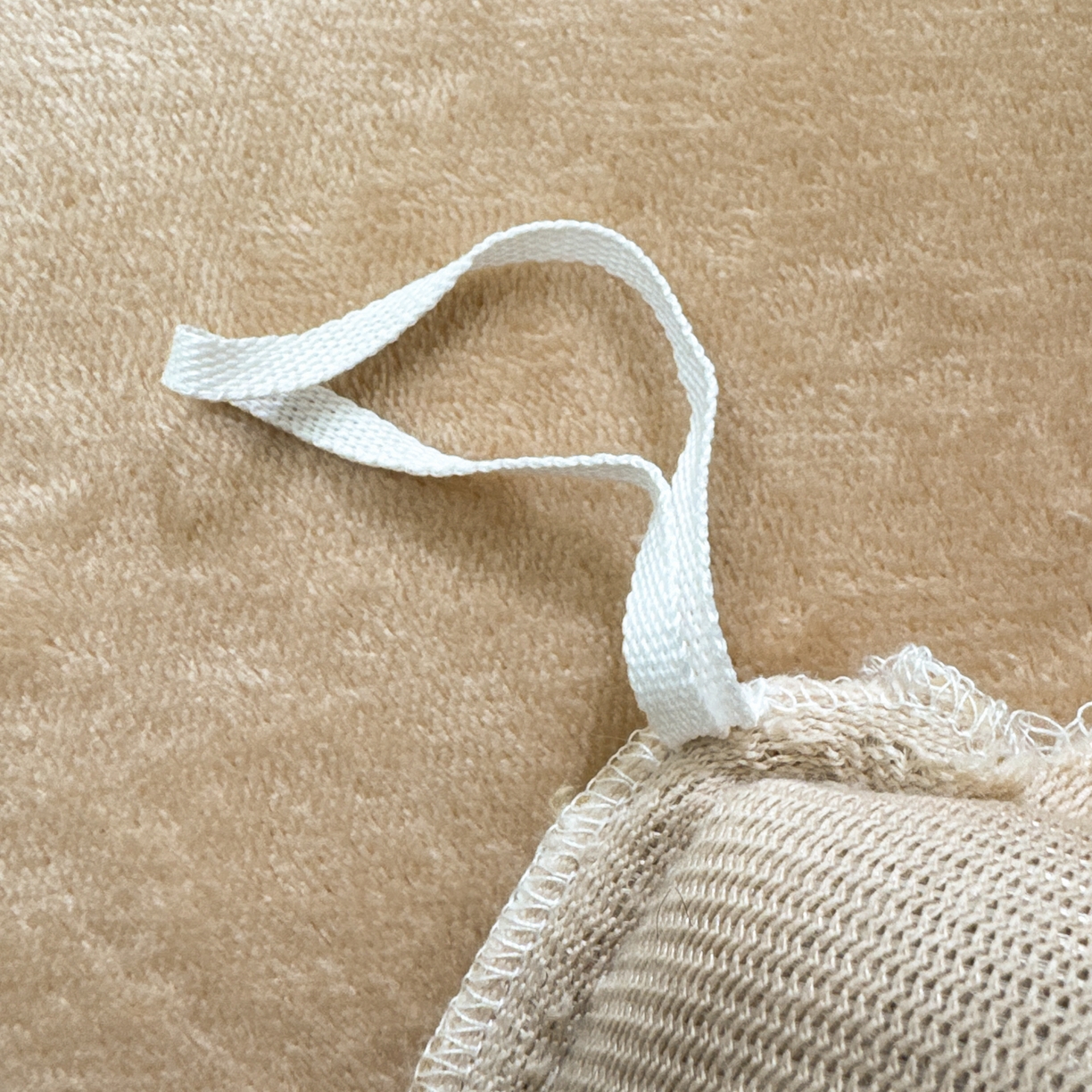 91家纺网 家纺一手货源 找家纺 潮邦创意家居 2025新款冬季阳离子提花云纹绒工艺四件套-绒眠小筑系列 绒眠小筑-浅驼