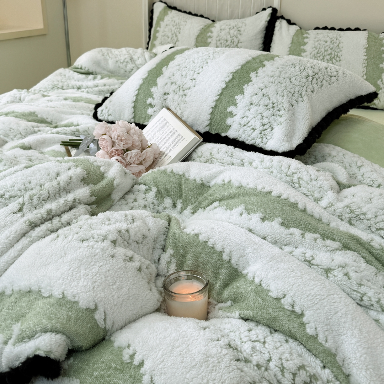 91家纺网 家纺一手货源 找家纺 潮邦创意家居 2025新款冬季阳离子提花云纹绒工艺四件套-绒眠小筑系列 绒眠小筑-香草绿