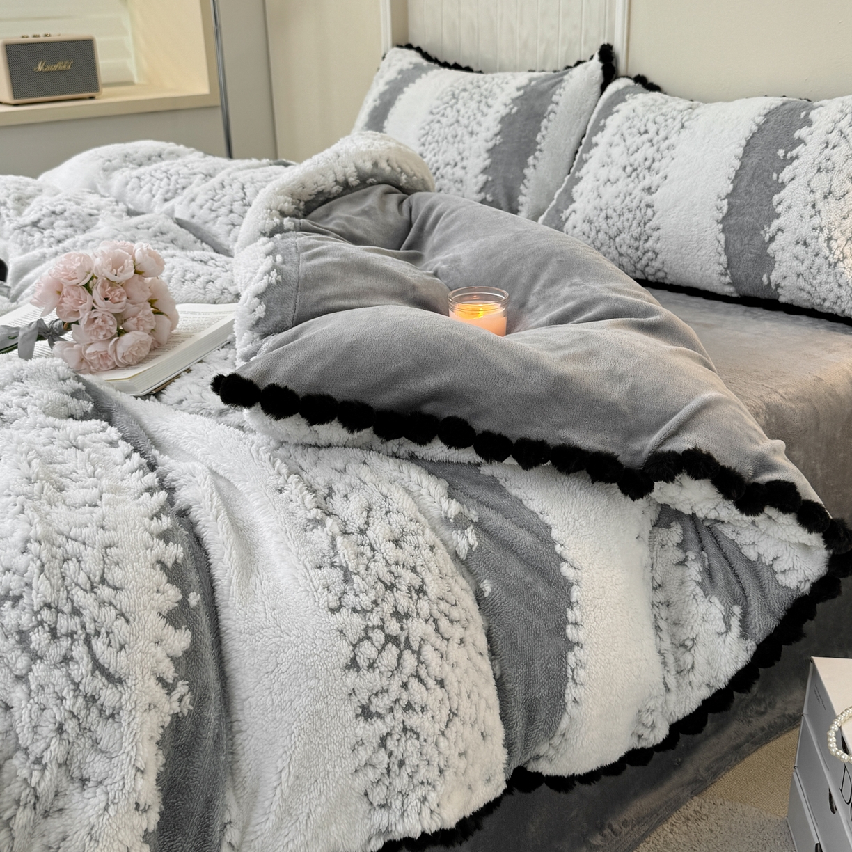 91家纺网 家纺一手货源 找家纺 潮邦创意家居 2025新款冬季阳离子提花云纹绒工艺四件套-绒眠小筑系列 绒眠小筑-星灰