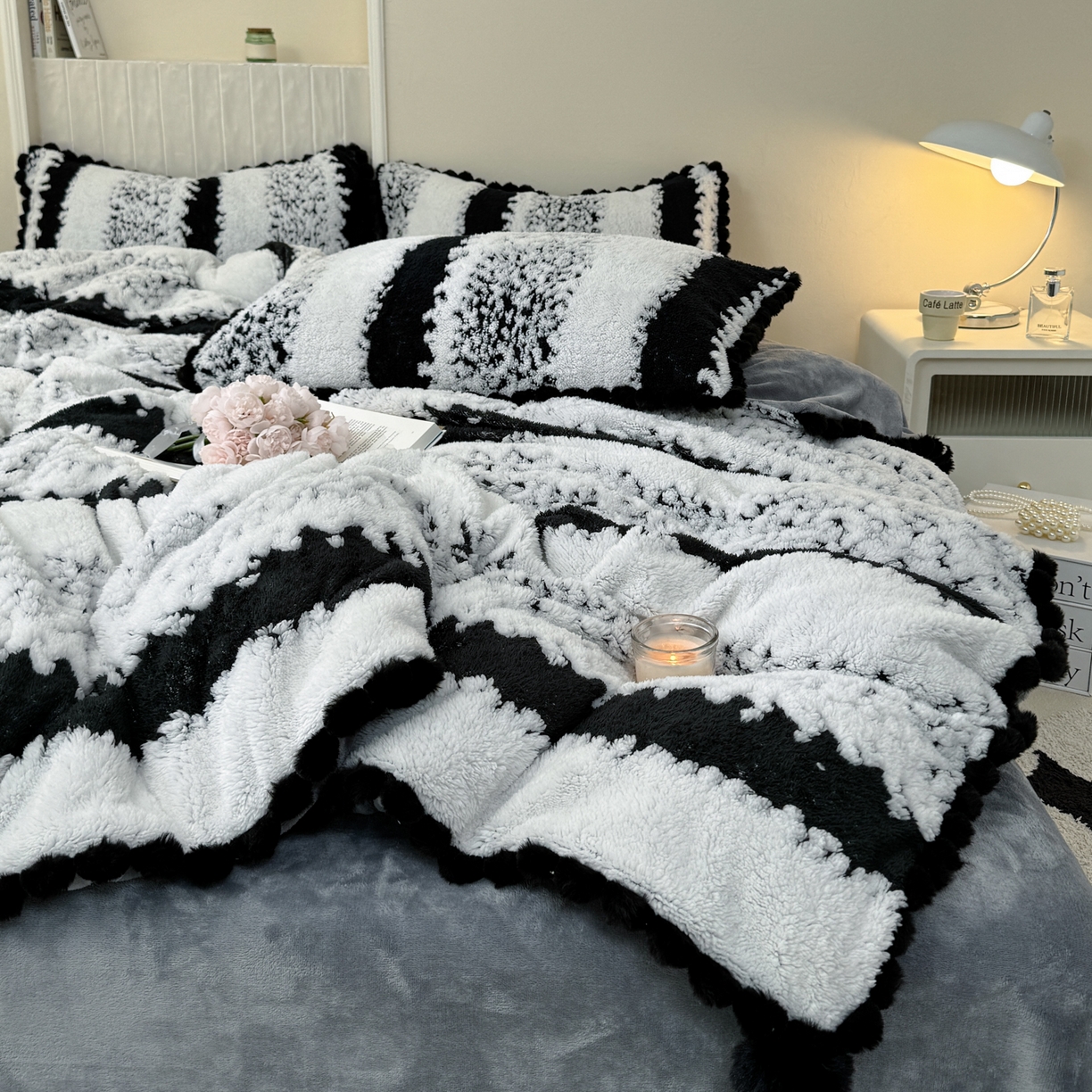 91家纺网 家纺一手货源 找家纺 潮邦创意家居 2025新款冬季阳离子提花云纹绒工艺四件套-绒眠小筑系列 绒眠小筑-耀黑