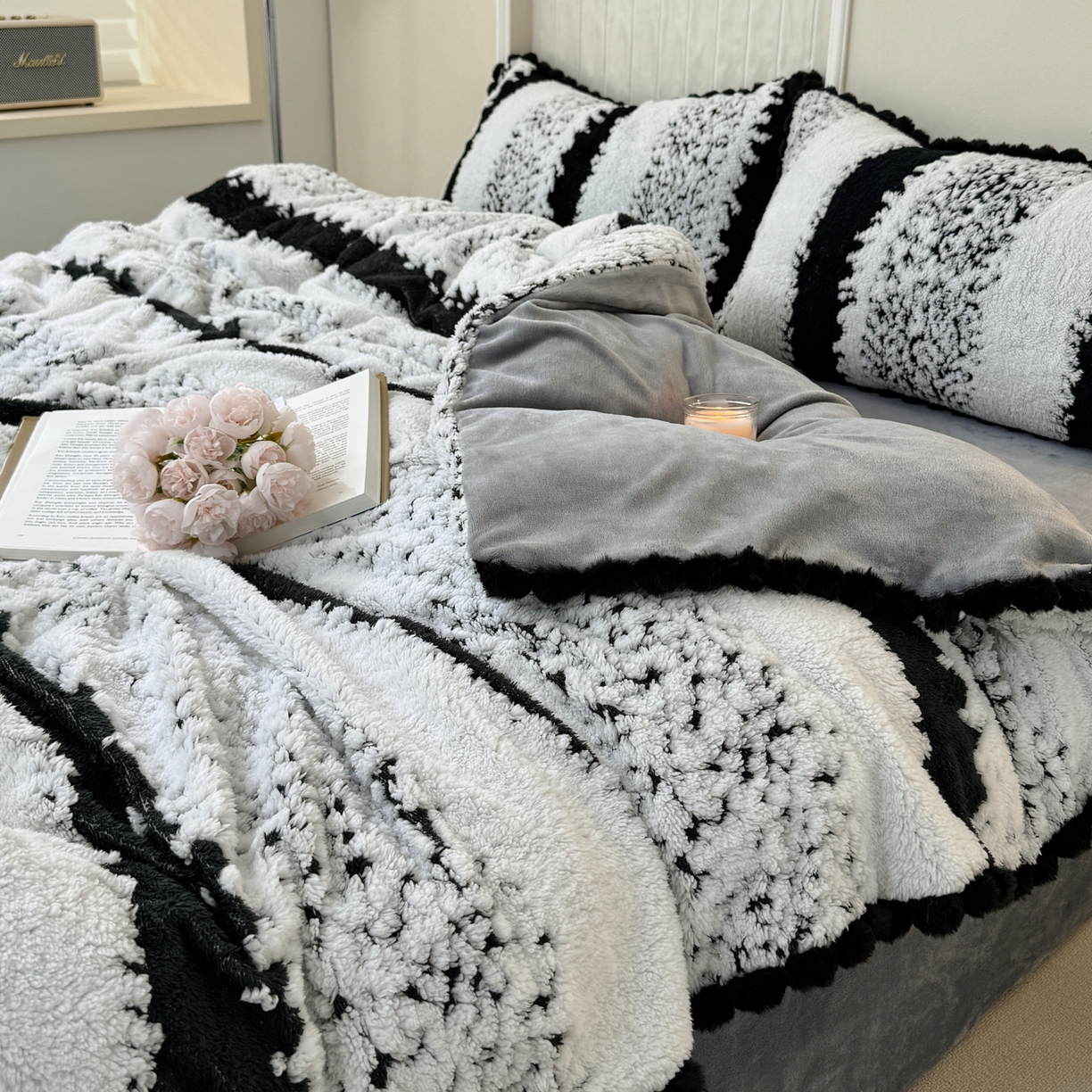 91家纺网 家纺一手货源 找家纺 潮邦创意家居 2025新款冬季阳离子提花云纹绒工艺四件套-绒眠小筑系列 绒眠小筑-耀黑