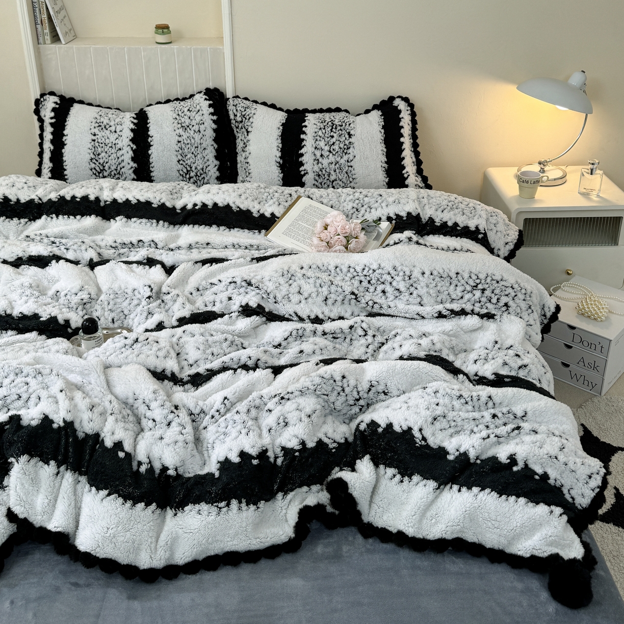 91家纺网 家纺一手货源 找家纺 潮邦创意家居 2025新款冬季阳离子提花云纹绒工艺四件套-绒眠小筑系列 绒眠小筑-耀黑