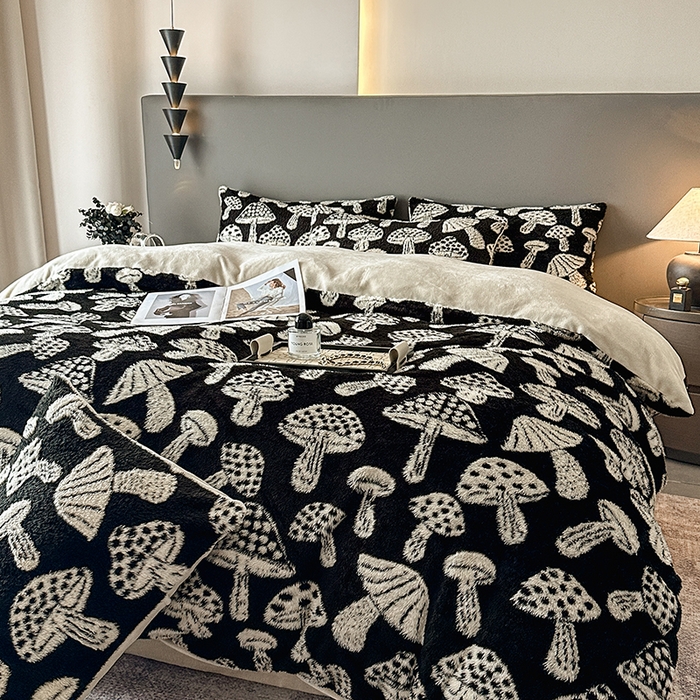 七七家纺 2025新款牛奶绒微米绒毛绒保暖四件套-墨画系列 蘑菇幻梦