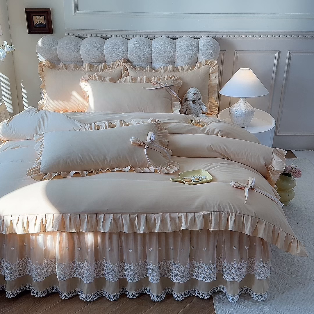 91家纺网 家纺一手货源 找家纺 后庭寝室 2025新款亲肤舒适柔软亲肤花边蝴蝶结四件套-如愿 如愿-嫩黄