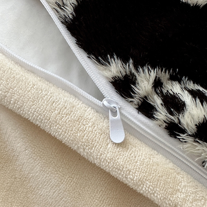 91家纺网 家纺一手货源 找家纺 七七家纺 2025新款牛奶绒微米绒毛绒保暖四件套-墨画系列 蘑菇幻梦