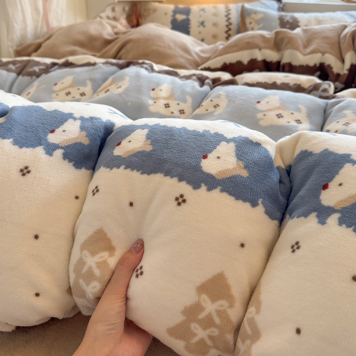 91家纺网 家纺一手货源 找家纺 （总）罗亿家纺 2025新款ins小清新少女奶油卡通可爱加厚200克牛奶绒四件套【3.6公斤】（小红书推荐）