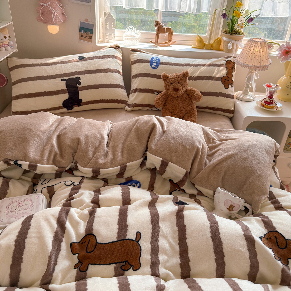 91家纺网 家纺一手货源 找家纺 （总）罗亿家纺 2025新款ins小清新少女奶油卡通可爱加厚200克牛奶绒四件套【3.6公斤】（小红书推荐）