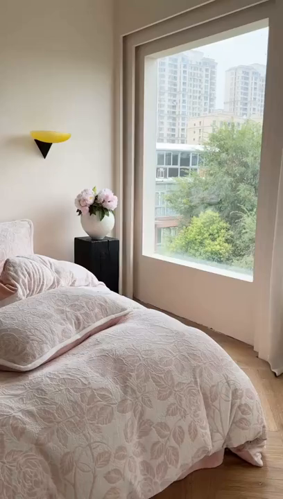 91家纺网 家纺一手货源 找家纺 赛丽雅 2025新款包边雕花烂花牛奶绒四件套 爱意浓