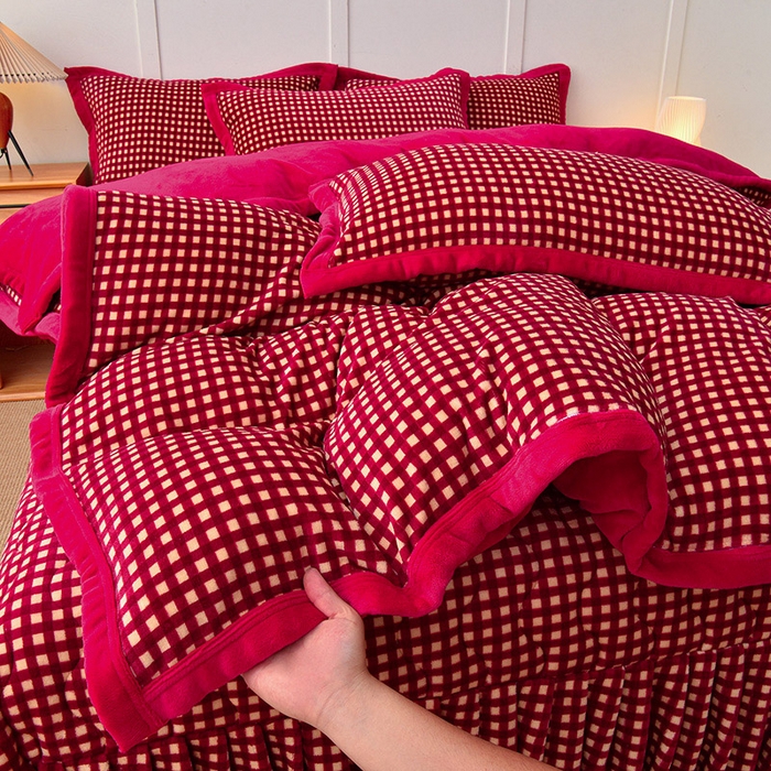 91家纺网 家纺一手货源 找家纺 （总）茉保家纺 2025新款无印风款牛奶绒床盖四件套