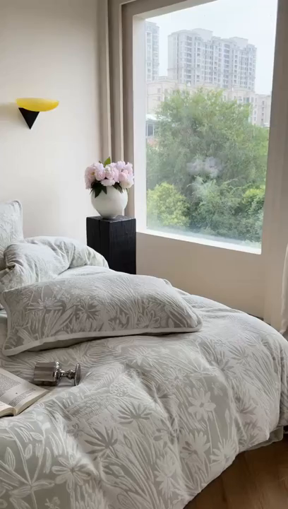 91家纺网 家纺一手货源 找家纺 赛丽雅 2025新款包边雕花烂花牛奶绒四件套 花语