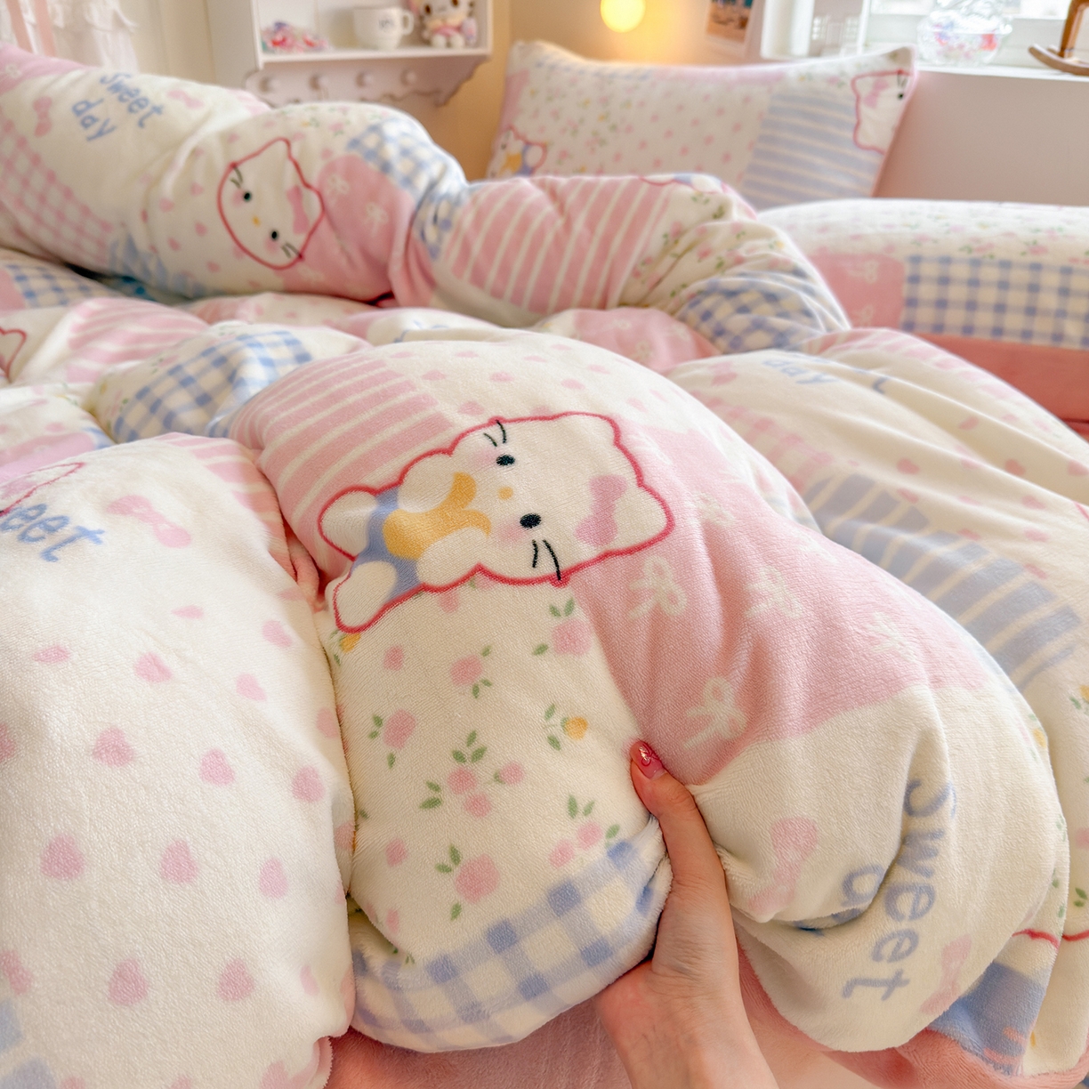 91家纺网 家纺一手货源 找家纺 罗亿家纺 2025新款ins小清新少女奶油卡通可爱加厚200克牛奶绒四件套【3.6公斤】（小红书推荐） 布丁猫