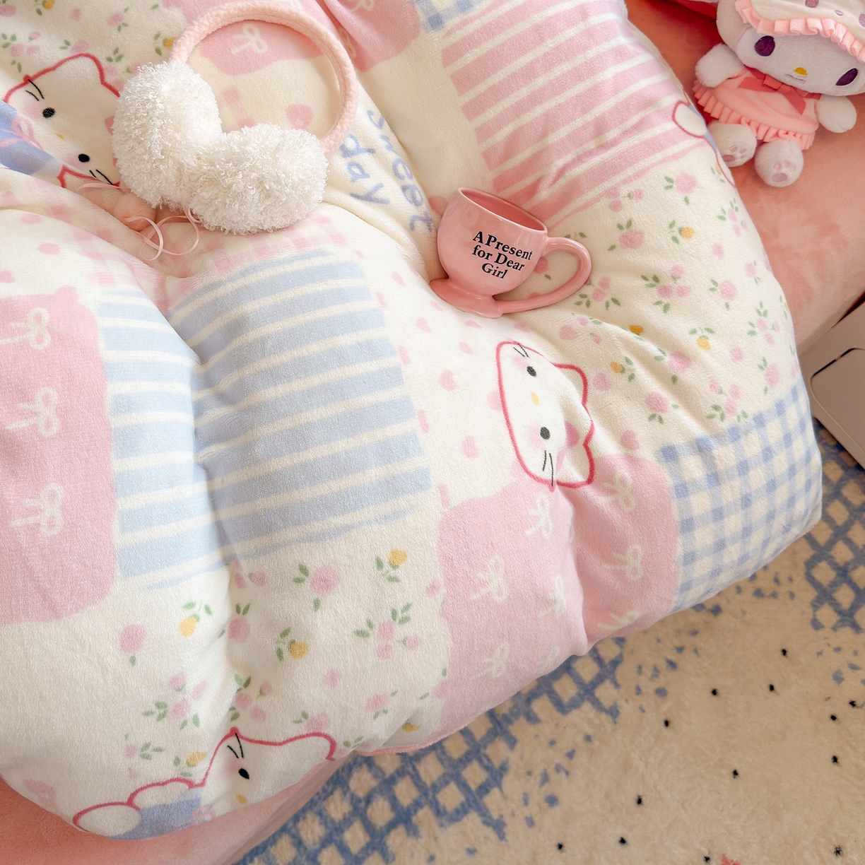 91家纺网 家纺一手货源 找家纺 罗亿家纺 2025新款ins小清新少女奶油卡通可爱加厚200克牛奶绒四件套【3.6公斤】（小红书推荐） 布丁猫