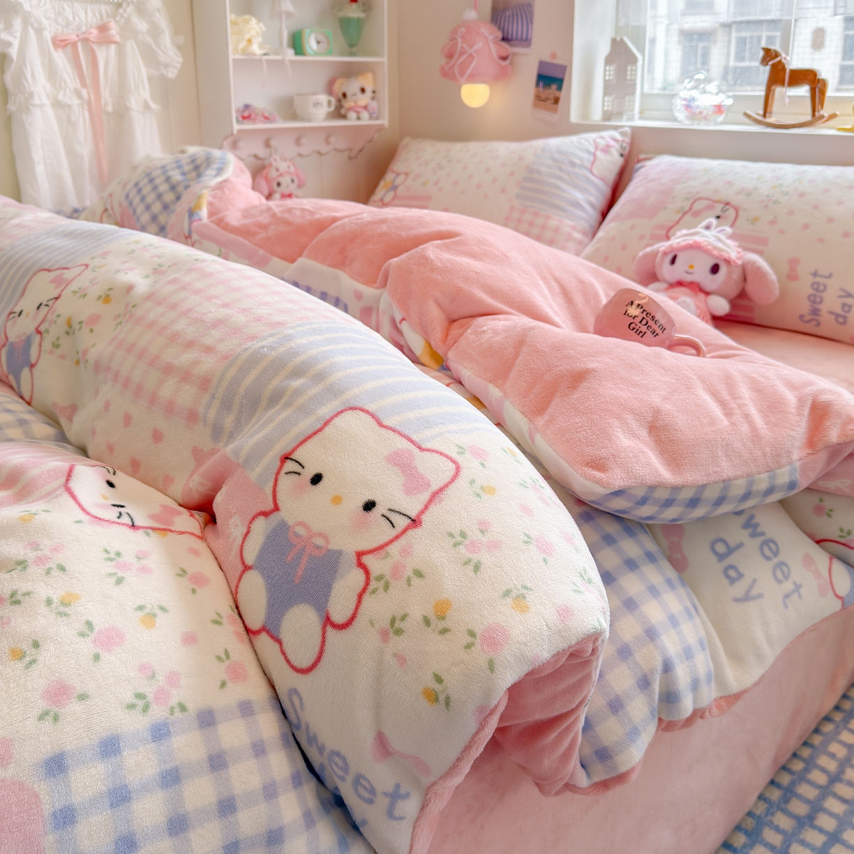 91家纺网 家纺一手货源 找家纺 罗亿家纺 2025新款ins小清新少女奶油卡通可爱加厚200克牛奶绒四件套【3.6公斤】（小红书推荐） 布丁猫