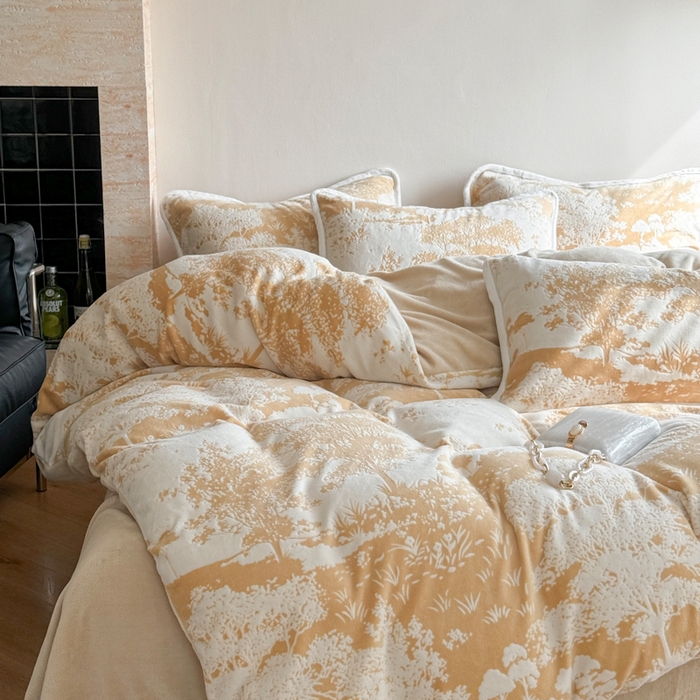 91家纺网 家纺一手货源 找家纺 赛丽雅 2025新款包边雕花烂花牛奶绒四件套 森宇-黄