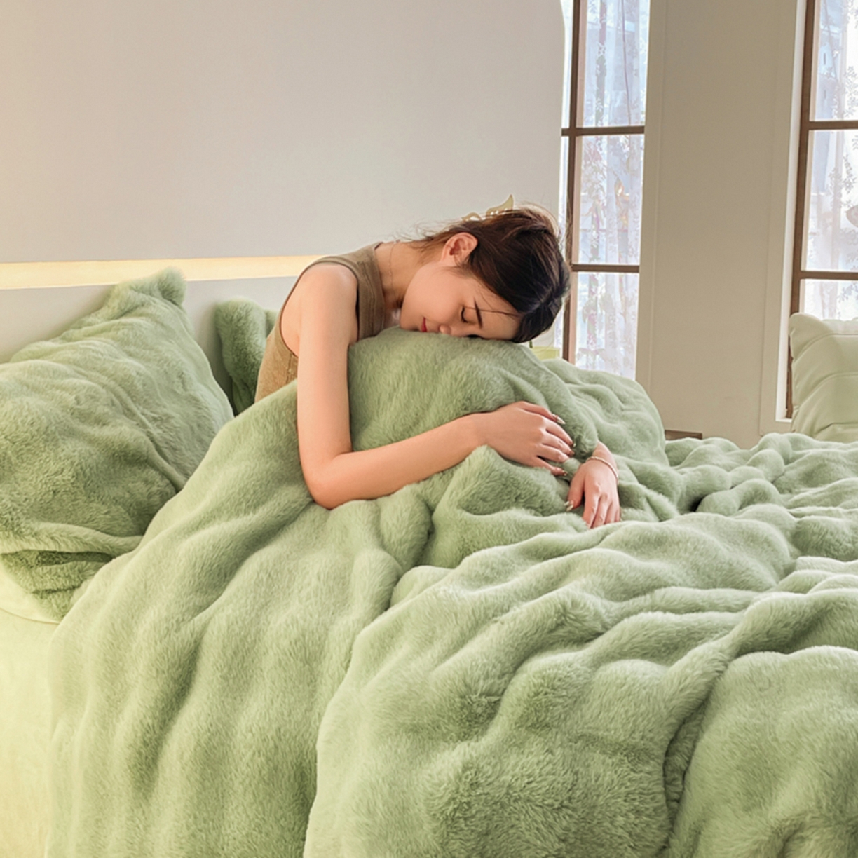 91家纺网 家纺一手货源 找家纺 曲之慕 2025新款高克重皮草绒牛奶绒兔毛四件套 颜可-绿