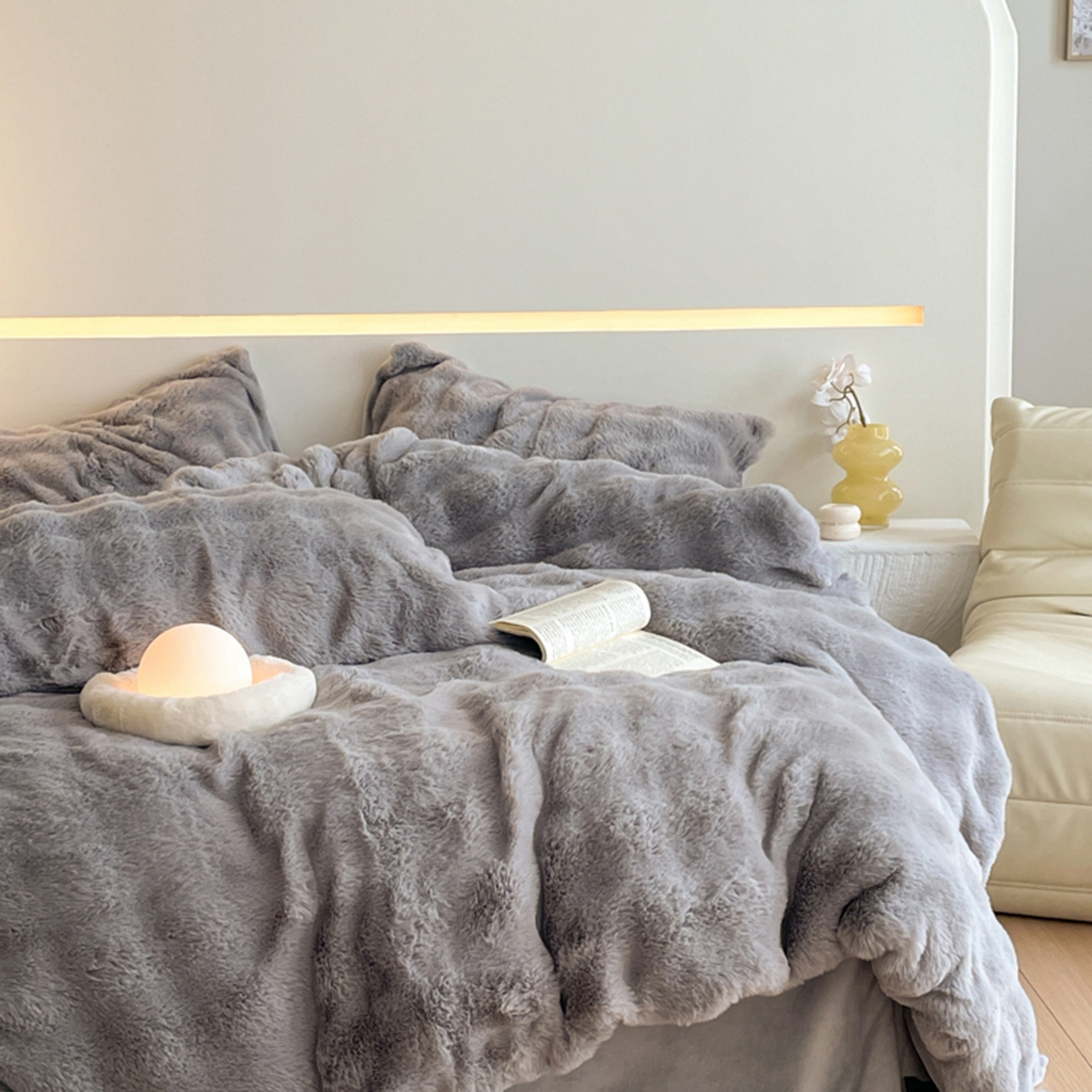 91家纺网 家纺一手货源 找家纺 曲之慕 2025新款高克重皮草绒牛奶绒兔毛四件套 颜可-灰