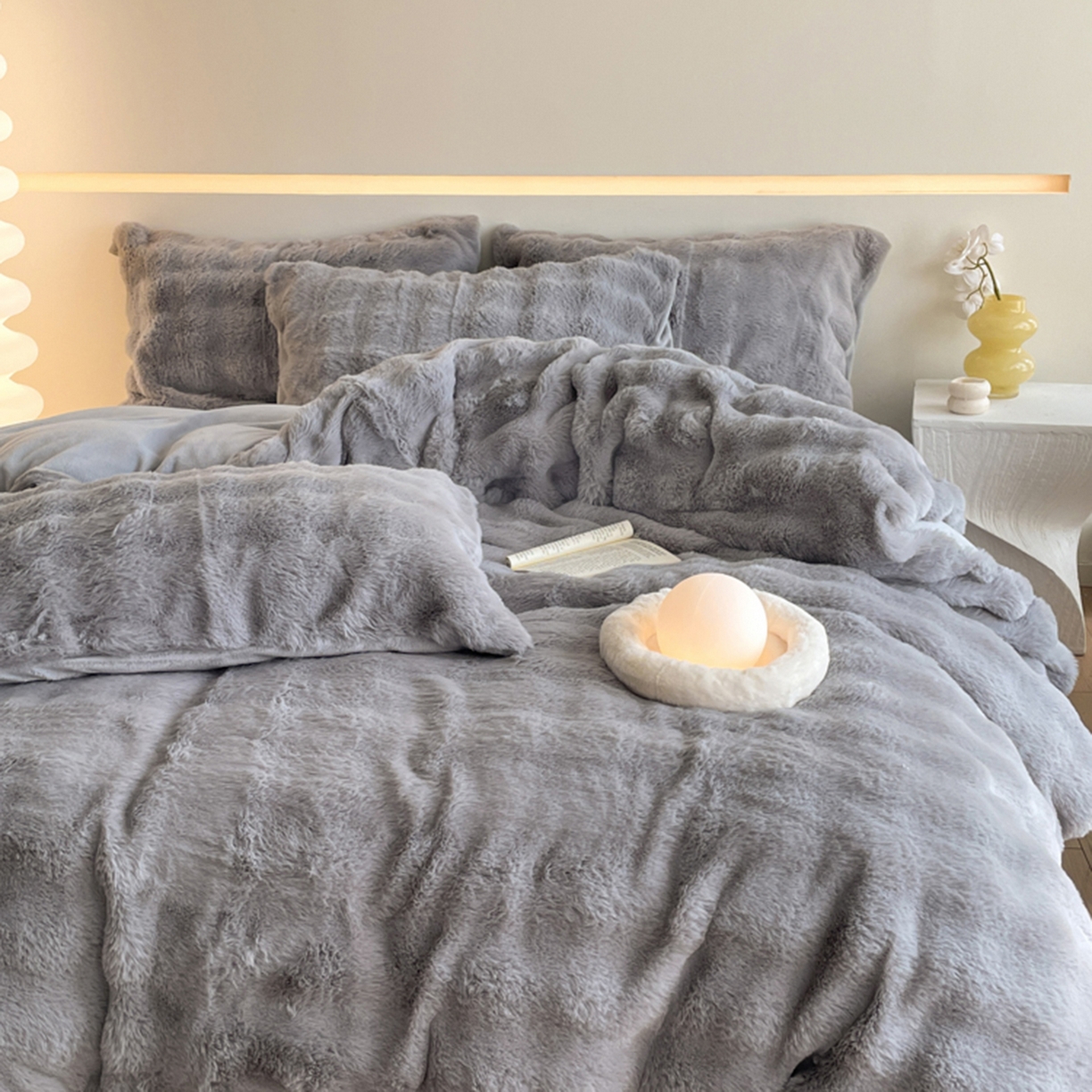 91家纺网 家纺一手货源 找家纺 曲之慕 2025新款高克重皮草绒牛奶绒兔毛四件套 颜可-灰