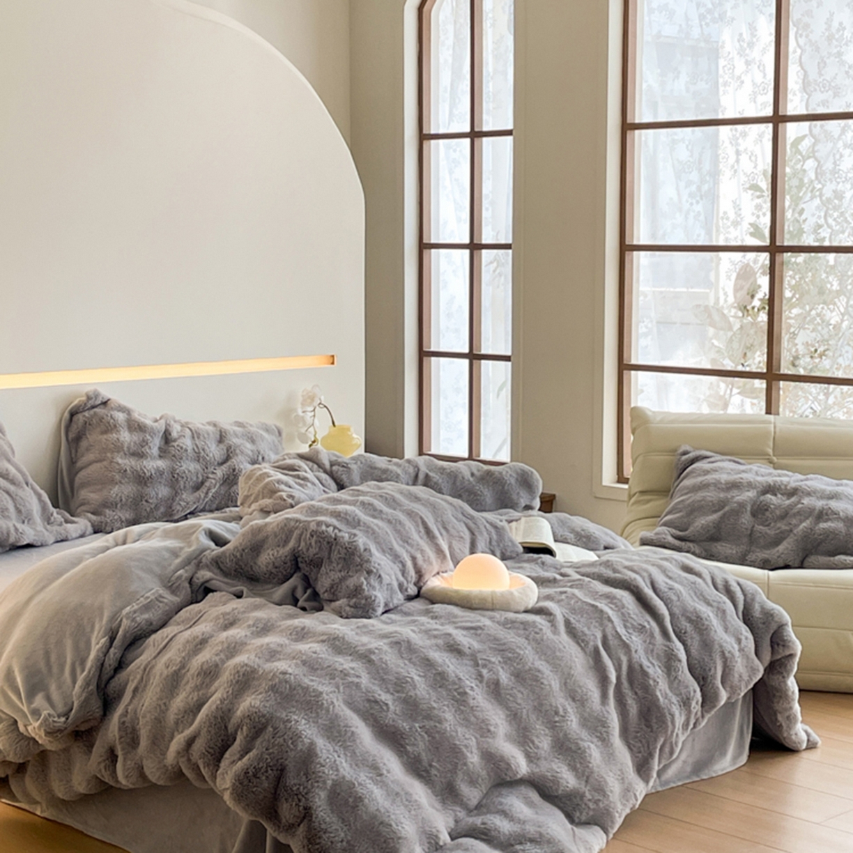 91家纺网 家纺一手货源 找家纺 曲之慕 2025新款高克重皮草绒牛奶绒兔毛四件套 颜可-灰