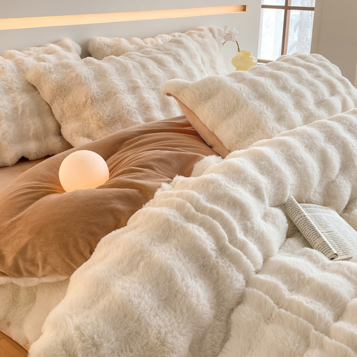 91家纺网 家纺一手货源 找家纺 曲之慕 2025新款高克重皮草绒牛奶绒兔毛四件套 颜可-白+咖