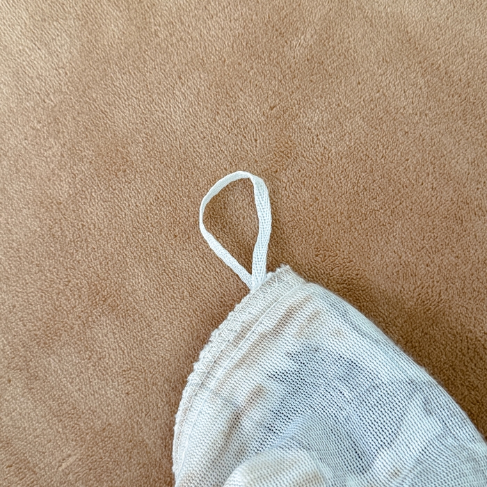 91家纺网 家纺一手货源 找家纺 赛丽雅 2025新款包边雕花烂花牛奶绒四件套 夜伴花香