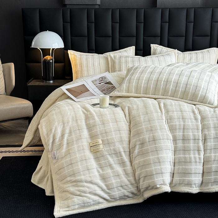 91家纺网 家纺一手货源 找家纺 雅诗帛 2025新款A类玉兔绒北极绒纯色四件套 玉兔白【双面加绒】