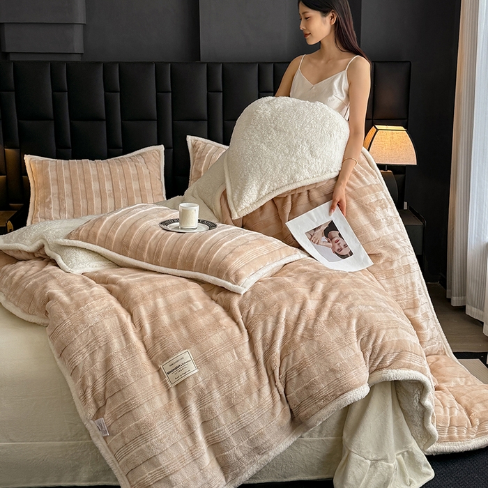 91家纺网 家纺一手货源 找家纺 雅诗帛 2025新款A类玉兔绒北极绒纯色四件套 玉兔咖【双面加绒】