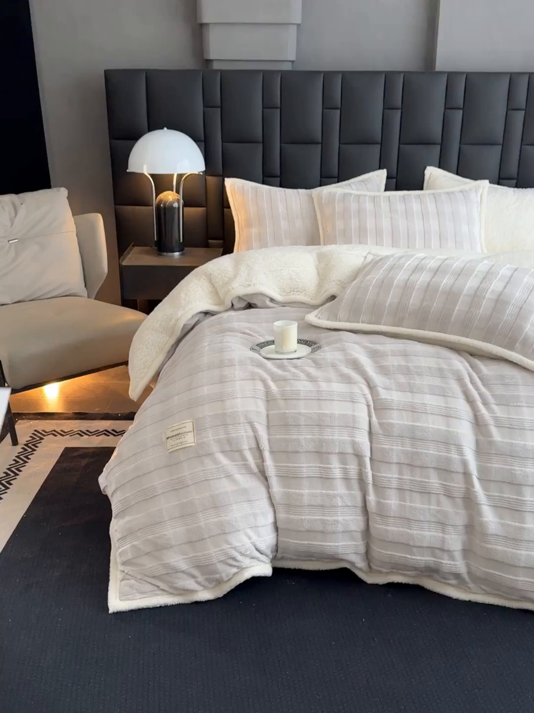 91家纺网 家纺一手货源 找家纺 雅诗帛 2025新款A类玉兔绒北极绒纯色四件套 玉兔灰【双面加绒】