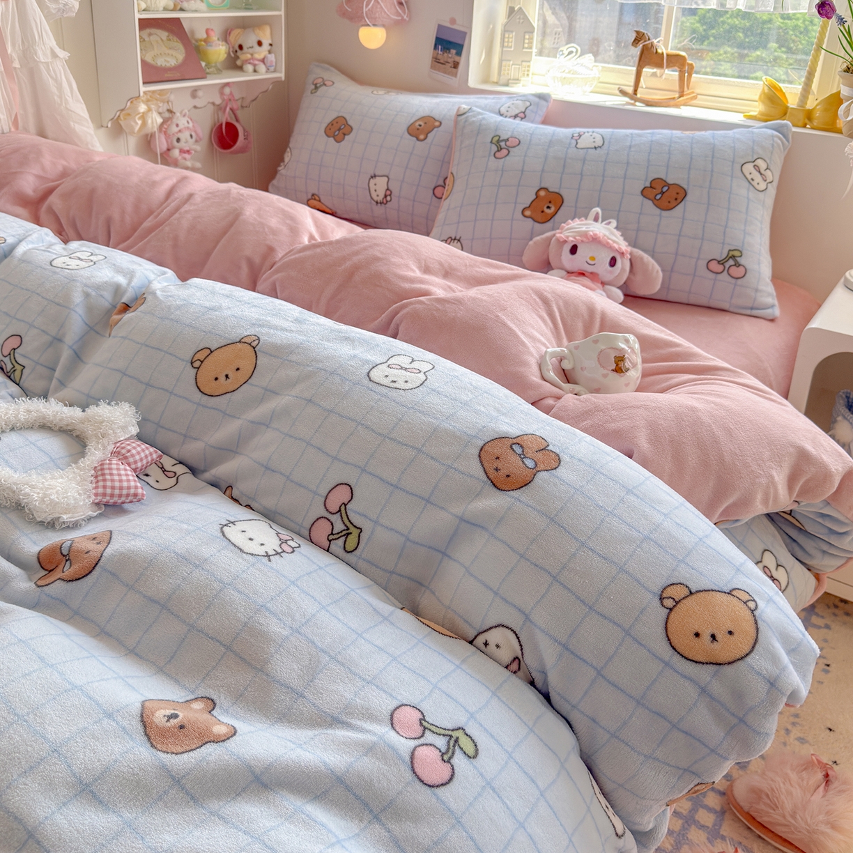 91家纺网 家纺一手货源 找家纺 罗亿家纺 2025新款ins小清新少女奶油卡通可爱加厚200克牛奶绒四件套【3.6公斤】（小红书推荐） 萌仔派对
