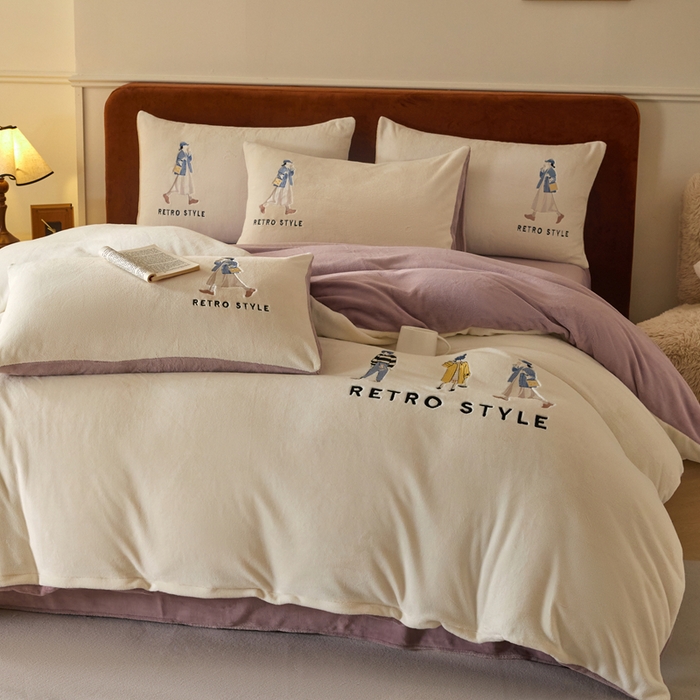 91家纺网 家纺一手货源 找家纺 ONE TWO ONE 121 新品【牛奶绒刺绣四件套】2025毛毯被子四件套单件床单被套床笠珊瑚绒牛奶绒冬被法兰绒兔毛绒 baby-浅紫