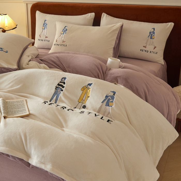 91家纺网 家纺一手货源 找家纺 ONE TWO ONE 121 新品【牛奶绒刺绣四件套】2025毛毯被子四件套单件床单被套床笠珊瑚绒牛奶绒冬被法兰绒兔毛绒 baby-浅紫