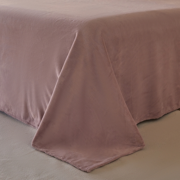 91家纺网 家纺一手货源 找家纺 ONE TWO ONE 121 新品【牛奶绒刺绣四件套】2025毛毯被子四件套单件床单被套床笠珊瑚绒牛奶绒冬被法兰绒兔毛绒 baby-浅紫