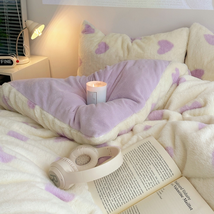 91家纺网 家纺一手货源 找家纺 雅居纺家纺 2025新款高克重兔绒印花四件套-爱心 爱心-紫