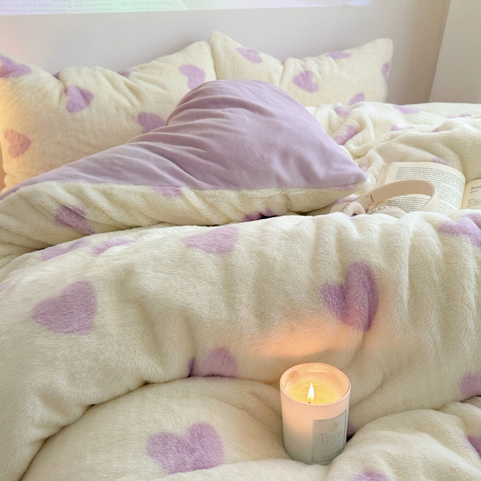 91家纺网 家纺一手货源 找家纺 雅居纺家纺 2025新款高克重兔绒印花四件套-爱心 爱心-紫