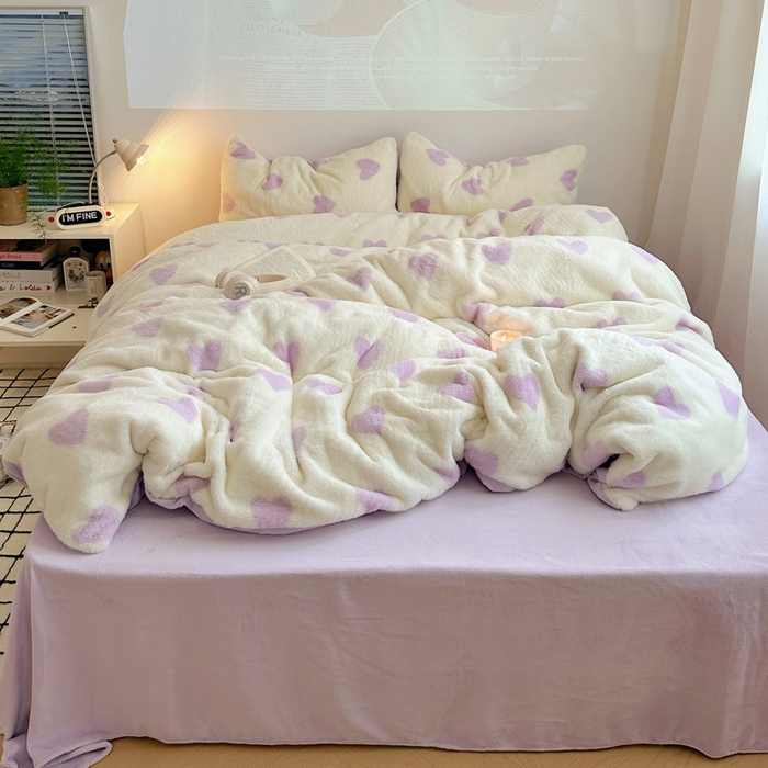 91家纺网 家纺一手货源 找家纺 雅居纺家纺 2025新款高克重兔绒印花四件套-爱心 爱心-紫