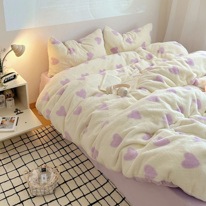 91家纺网 家纺一手货源 找家纺 雅居纺家纺 2025新款高克重兔绒印花四件套-爱心 爱心-紫