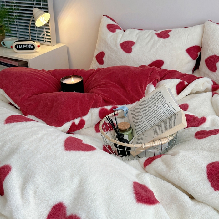 91家纺网 家纺一手货源 找家纺 雅居纺家纺 2025新款高克重兔绒印花四件套-爱心 爱心-红