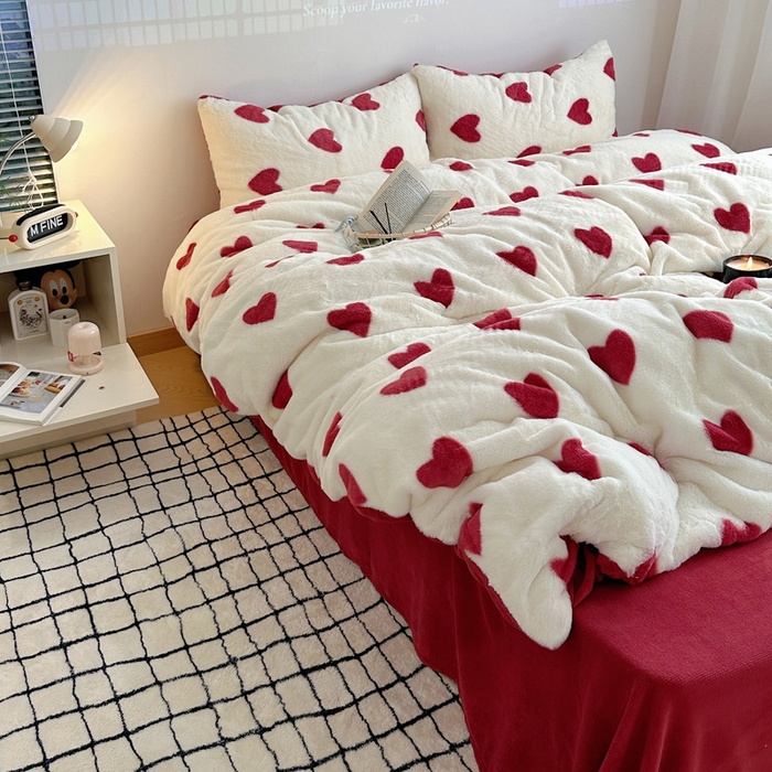 91家纺网 家纺一手货源 找家纺 雅居纺家纺 2025新款高克重兔绒印花四件套-爱心 爱心-红