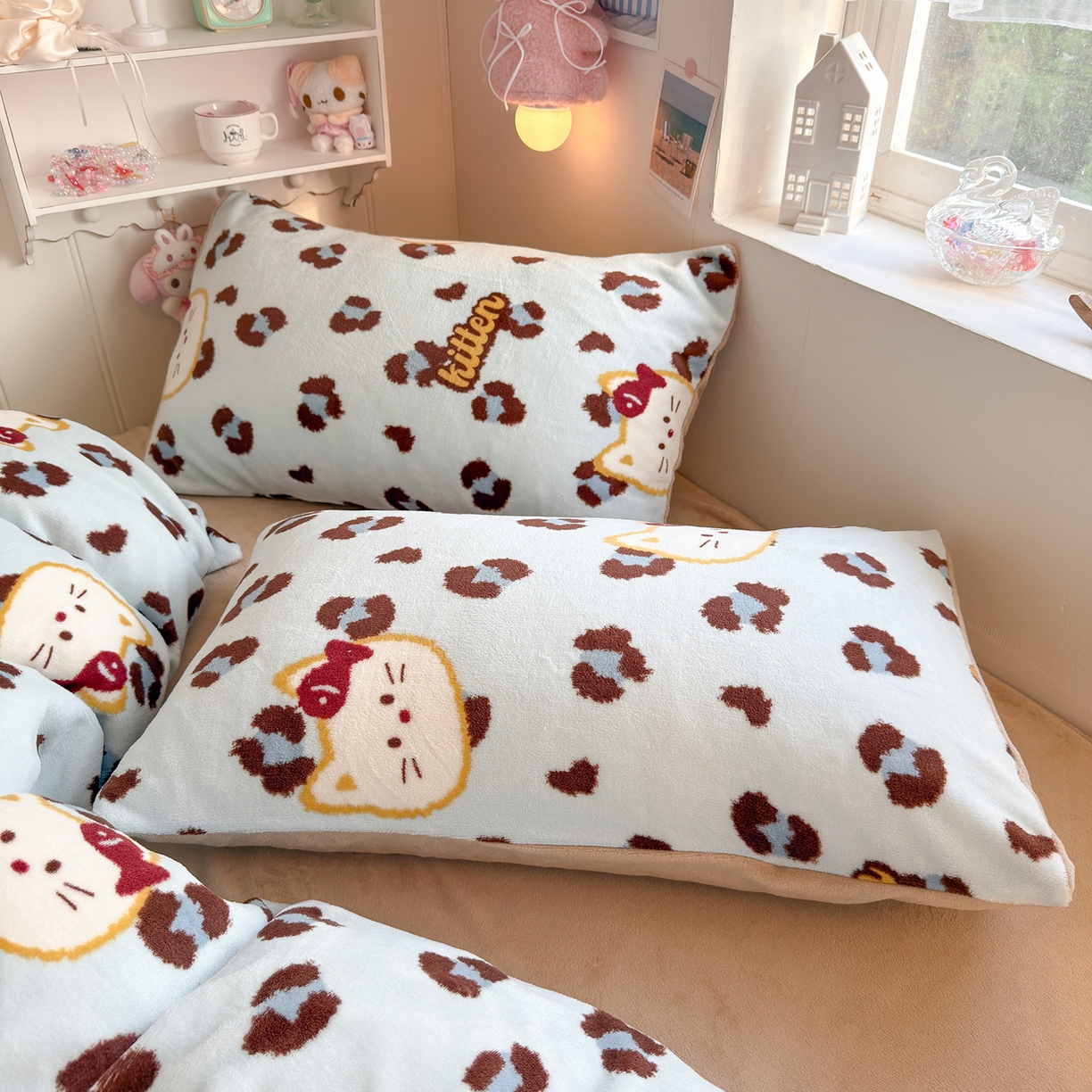 91家纺网 家纺一手货源 找家纺 罗亿家纺 2025新款ins小清新少女奶油卡通可爱加厚200克牛奶绒四件套【3.6公斤】（小红书推荐） 喵吃鱼-蓝