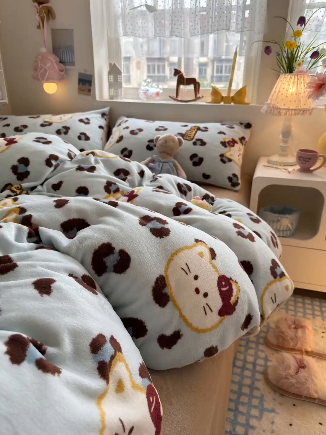 91家纺网 家纺一手货源 找家纺 罗亿家纺 2025新款ins小清新少女奶油卡通可爱加厚200克牛奶绒四件套【3.6公斤】（小红书推荐） 喵吃鱼-蓝