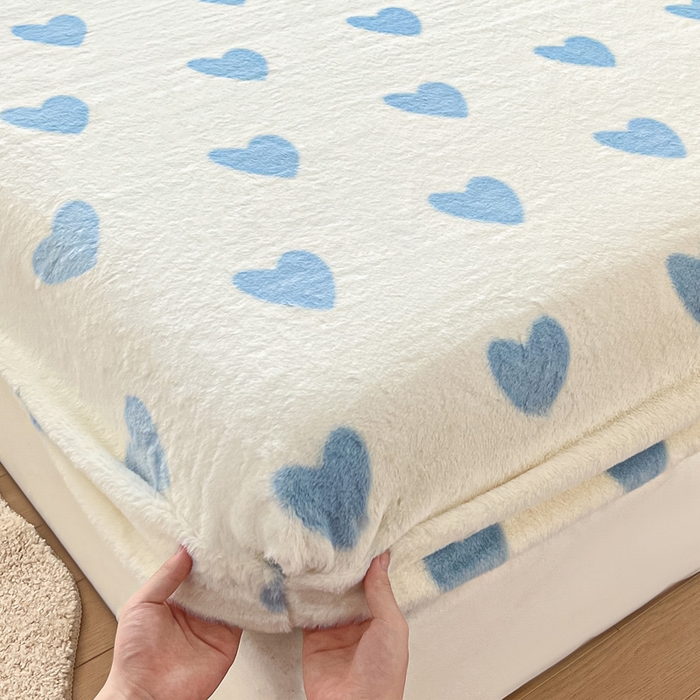 91家纺网 家纺一手货源 找家纺 雅居纺家纺 2025新款高克重兔绒印花单床笠-爱心 爱心-蓝