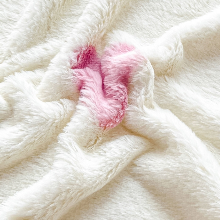 91家纺网 家纺一手货源 找家纺 （总）雅居纺家纺 2025新款高克重兔绒印花单床笠-爱心