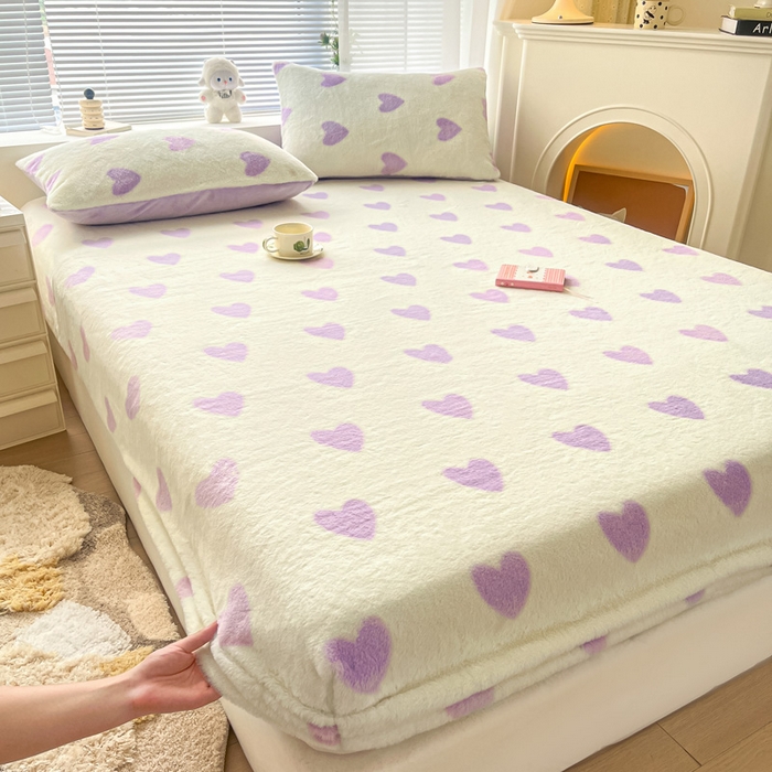 91家纺网 家纺一手货源 找家纺 雅居纺家纺 2025新款高克重兔绒印花单床笠-爱心 爱心-紫